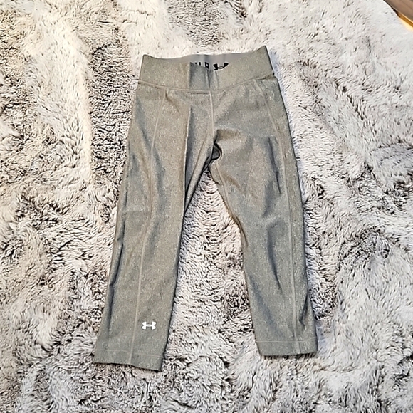 Under Armour Pants - Under Armour capris